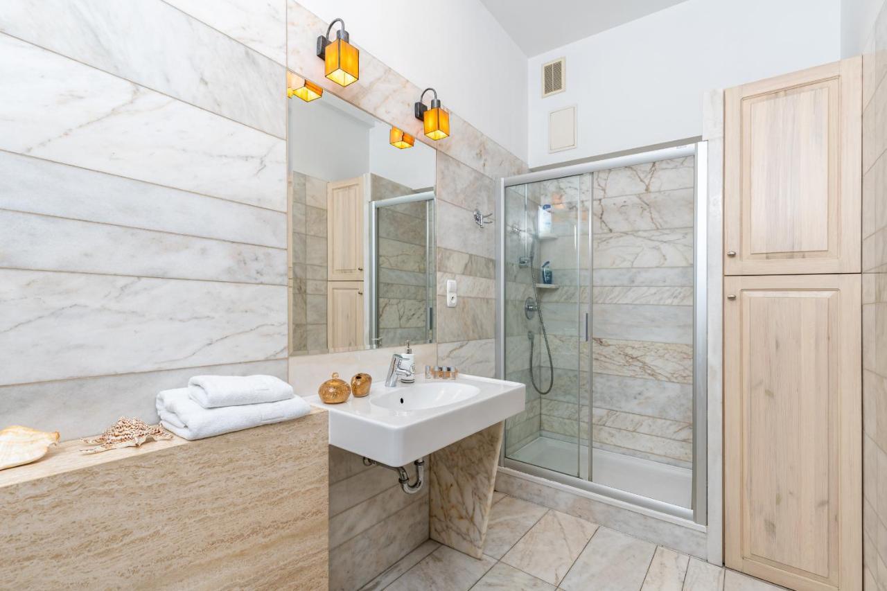 Best Location To Explore Krakow Spacious 105M2 Luaran gambar